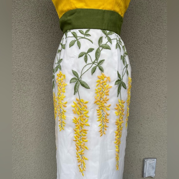 1950s vintage embroidered maxi dress - Picture 4 of 12